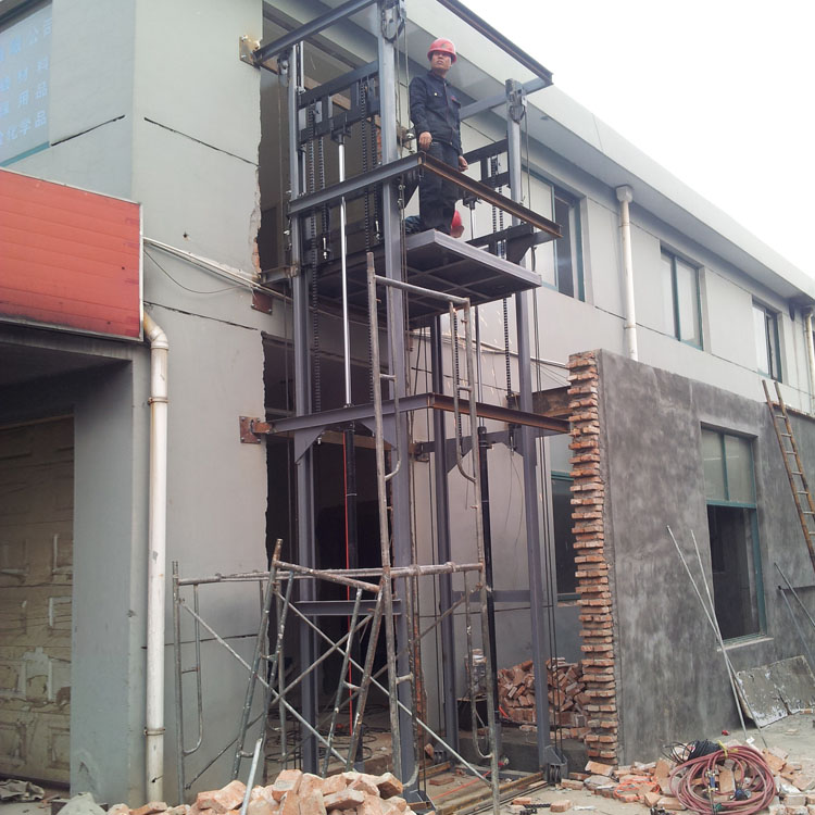 室外導軌式液壓升降平臺