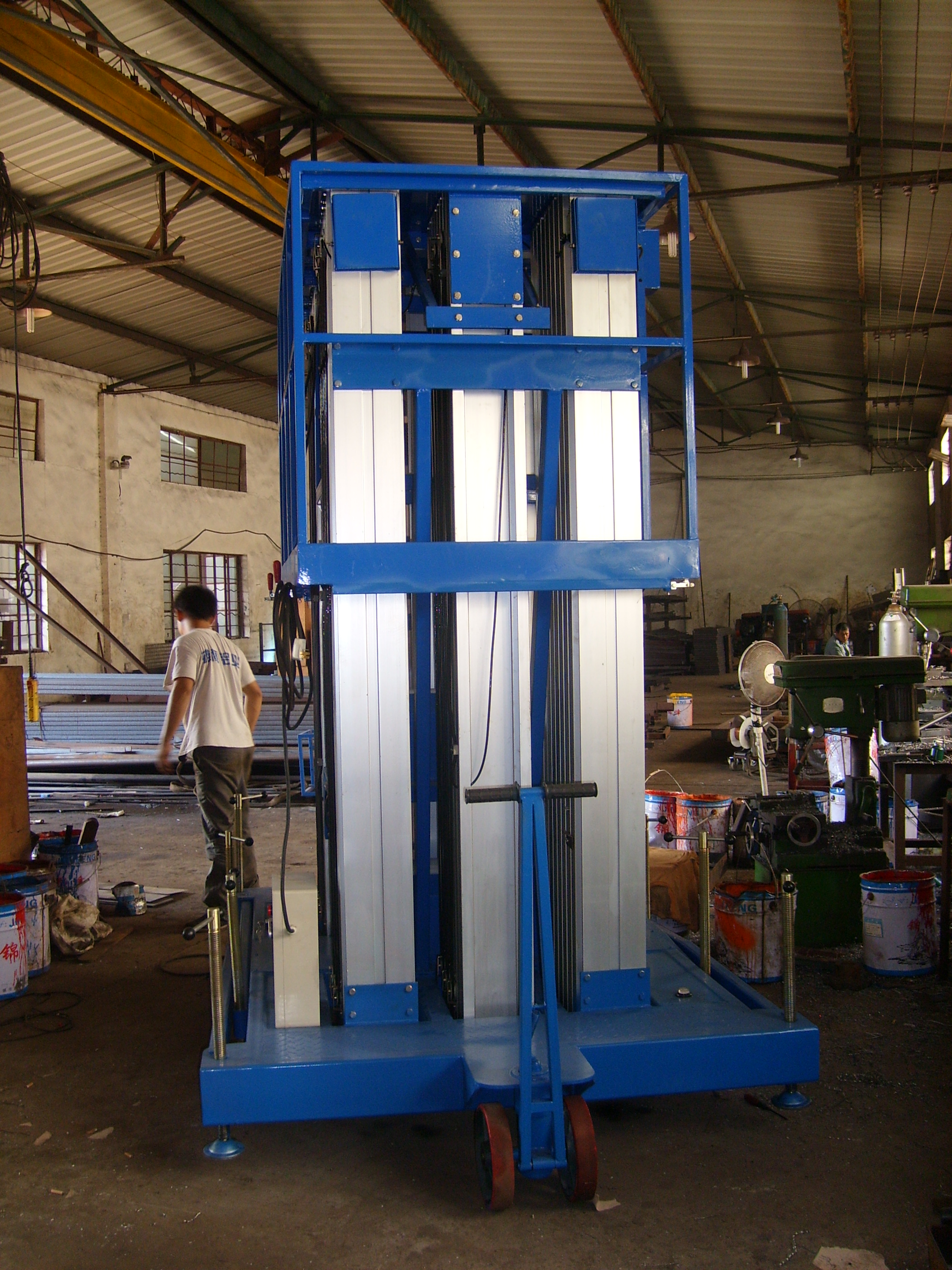 雙傾斜鋁合金式升降機(jī)